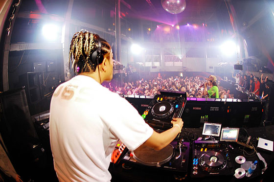 WOMB 6TH ANNIVERSARY