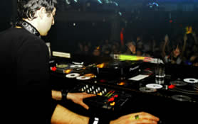 YOSHITOSHI presents DEEP DISH