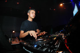 ageHa 4th ANNIVERSARY #04 feat. EMMA & SATOSHI TOMIIE