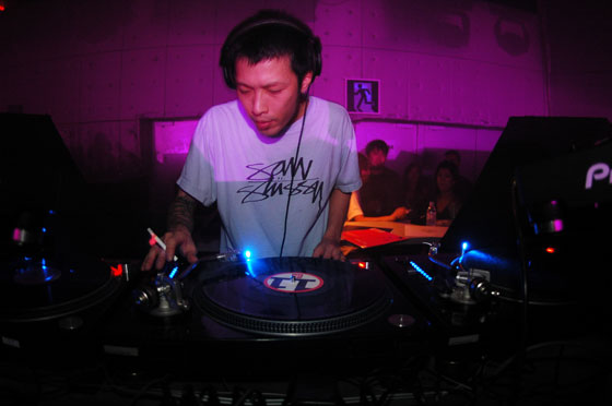 ageHa 4th ANNIVERSARY #04 feat. EMMA & SATOSHI TOMIIE