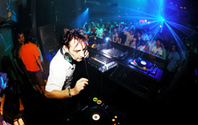 DANNY HOWELLS @ Womb