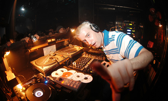 Tim Deluxe Japan Tour 2006