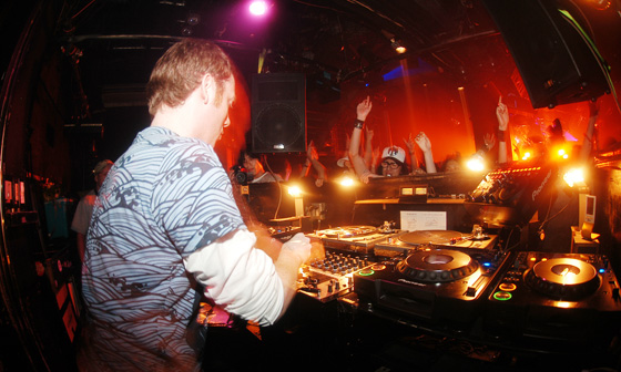 Tim Deluxe Japan Tour 2006