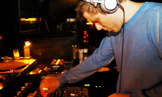 KOOL feat. JIMMY VAN M