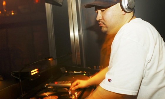 Robert Travis_DJ Hada