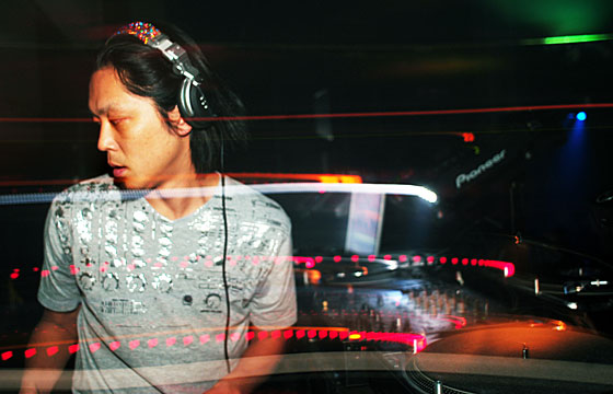 IRIZO feat. VINCE WATSON