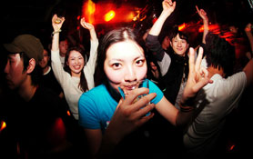 MUSeUM feat. QUENTIN HARRIS