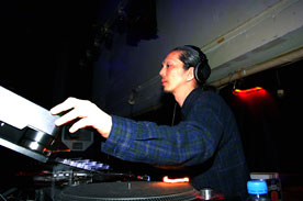 INNERVISIONS feat. NATHAN FAKE @ WOMB, TOKYO