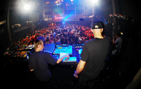 STERNE feat HARDFLOOR, TAKYUU ISHINO, TEN