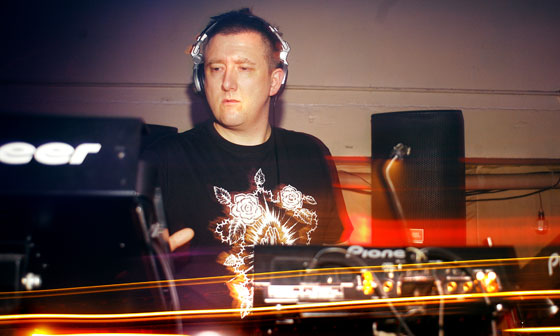 MAKESHIFT FEELGOOD feat. X-PRESS 2