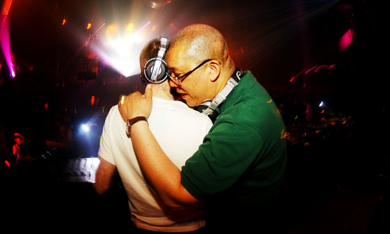 MAKESHIFT FEELGOOD feat. X-PRESS 2