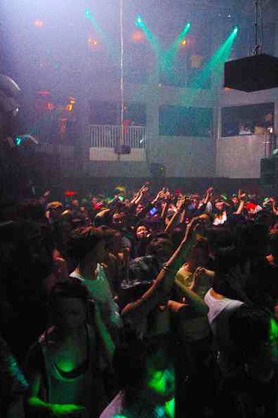 VADE feat. Miss Kittin