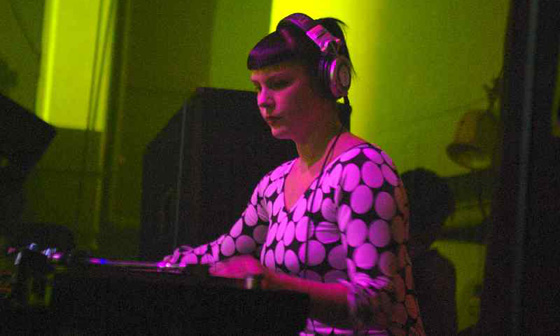 VADE feat. Miss Kittin