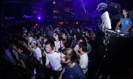 JEFF MILLS WEEKLY RESIDENCY 2006 