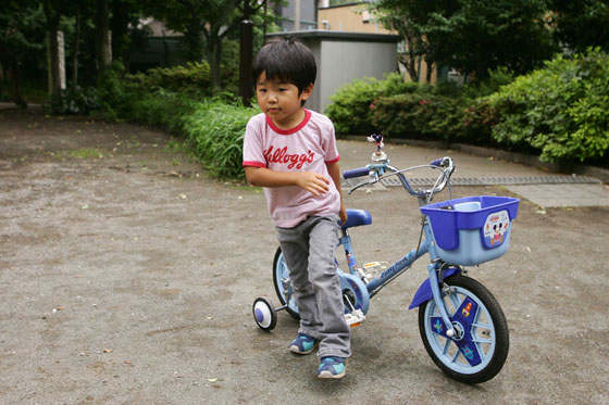 Hiroshi Watanabe Column