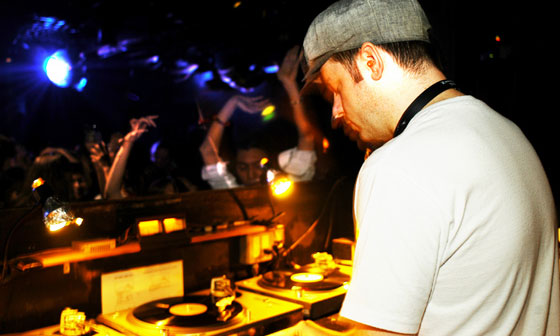 Real Grooves Vol. 4 feat KEVIN YOST