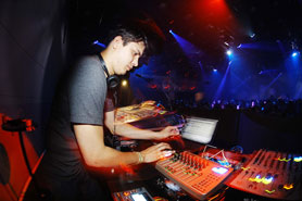 WOMB MOBILE PROJECT CLUB PHAZON M_NUS SPECIAL