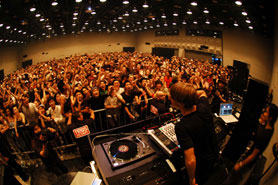 WOMB MOBILE PROJECT CLUB PHAZON M_NUS SPECIAL