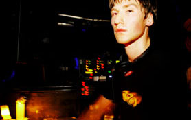 REAL GROOVES VOL 6 @ YELLOW