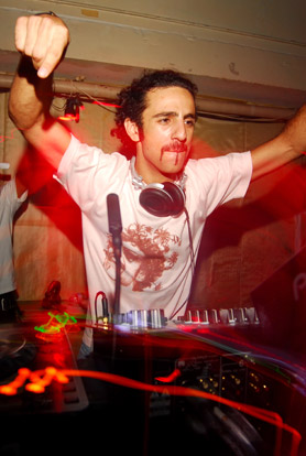 Tim Deluxe Japan Tour 2006