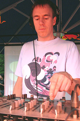 dancetreia SAZA*E & LIVE&BAR 11presents SAZA*E LOVE GROOVE BEACH PARTY  @ SUMA BEACH, OSAKA 