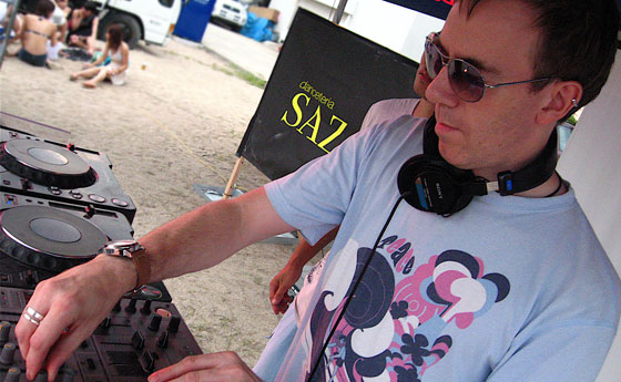 dancetreia SAZA*E & LIVE&BAR 11presents SAZA*E LOVE GROOVE BEACH PARTY  @ SUMA BEACH, OSAKA 