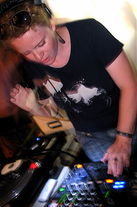 dancetreia SAZA*E & LIVE&BAR 11presents SAZA*E LOVE GROOVE BEACH PARTY  @ SUMA BEACH, OSAKA 