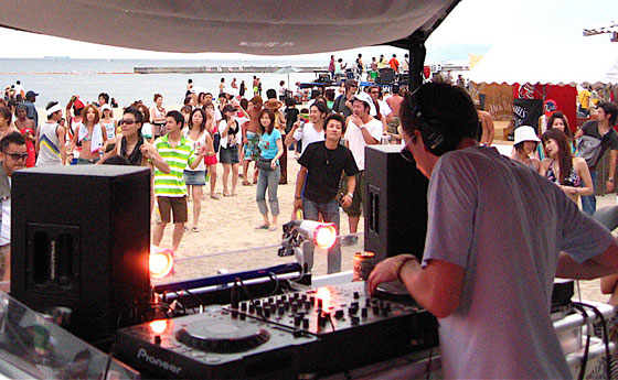 dancetreia SAZA*E & LIVE&BAR 11presents SAZA*E LOVE GROOVE BEACH PARTY  @ SUMA BEACH, OSAKA 