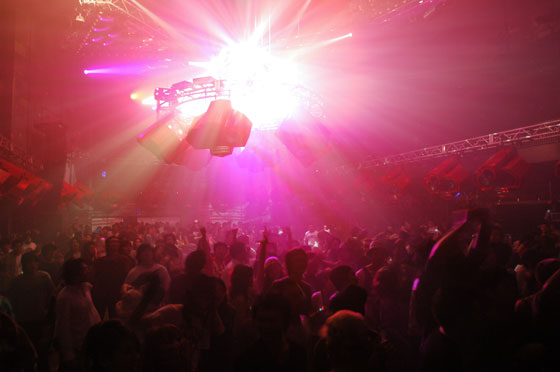 ageHa 4th ANNIVERSARY #04 feat. EMMA & SATOSHI TOMIIE