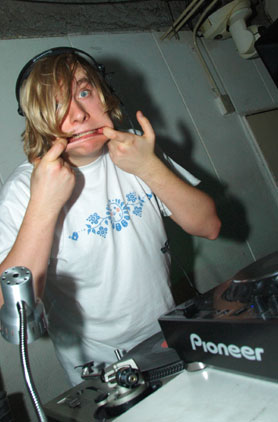 HigterFrequency p[eB[|[g