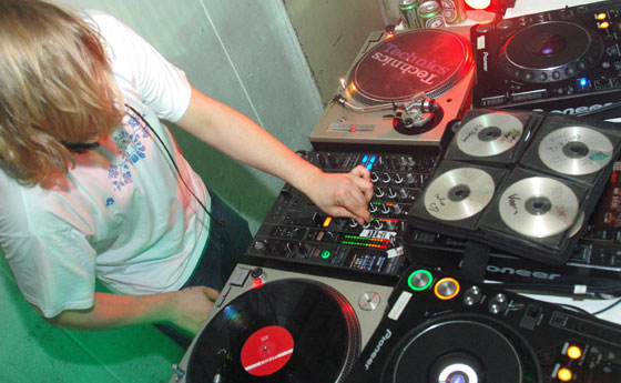 HigterFrequency p[eB[|[g