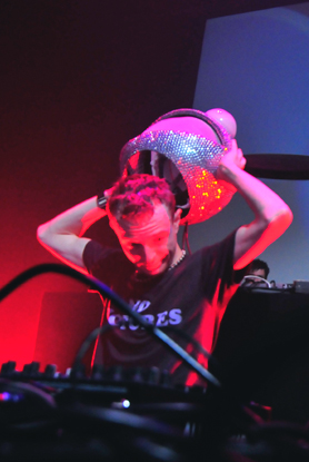 HigterFrequency p[eB[|[g