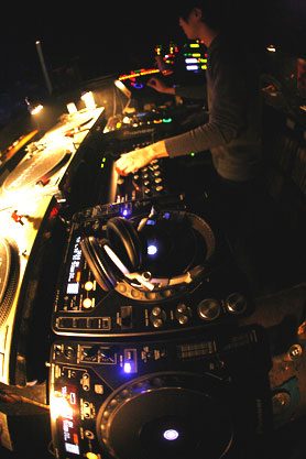 MUSeUM feat. DJ SPEN