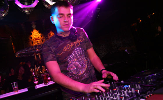 SVEN VATH IN THE MIX - THE SOUND OF THE SEVENTH SEASON WORLD TOUR @ WOMB