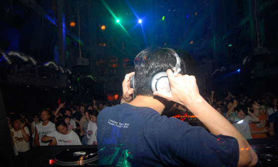 Tim Deluxe Japan Tour 2006