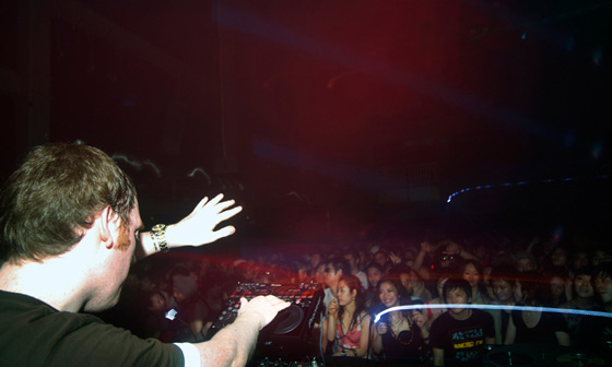 Tim Deluxe Japan Tour 2006