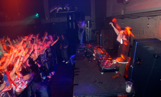 Tim Deluxe Japan Tour 2006