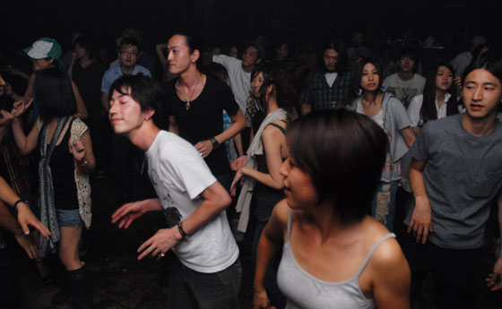 ANDOMAT3000 JAPAN TOUR @ COLORS STUDIO, TOKYO