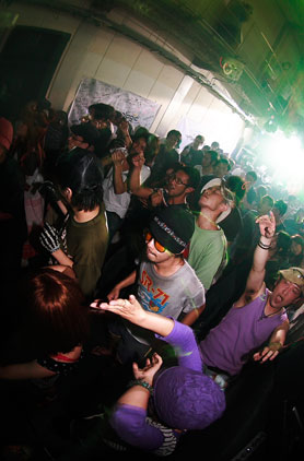 ANDOMAT3000 JAPAN TOUR @ COLORS STUDIO, TOKYO