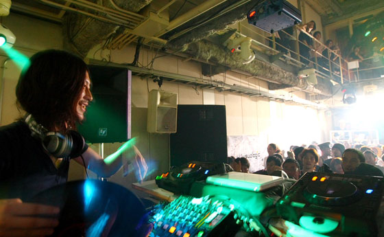 ANDOMAT3000 JAPAN TOUR @ COLORS STUDIO, TOKYO