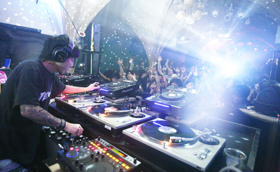 TRI-BUTE 777 feat PIGDAN @ ageHa, TOKYO