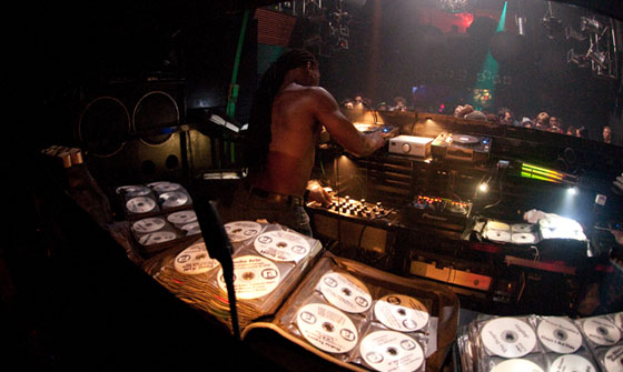 HigterFrequency p[eB[|[g