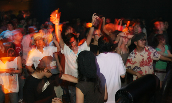 Crosspoint feat. Garth