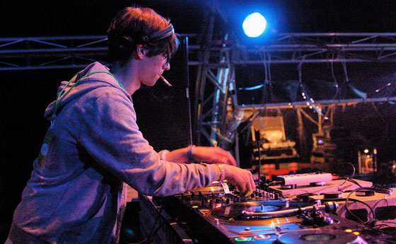 HigterFrequency p[eB[|[g