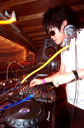 HigterFrequency p[eB[|[g