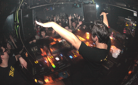 HigterFrequency p[eB[|[g