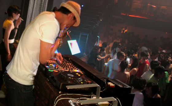 HigterFrequency p[eB[|[g