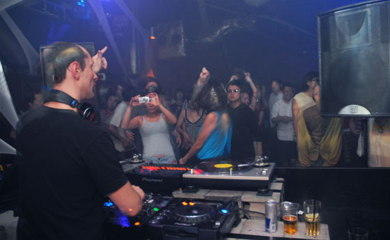 HigterFrequency p[eB[|[g