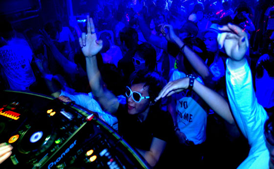 HigterFrequency p[eB[|[g