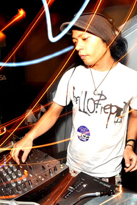 HigterFrequency p[eB[|[g